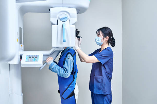 Best Emergency Tooth Extraction in Bath, MI